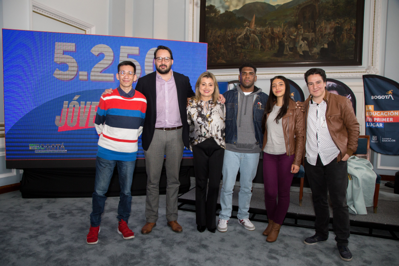 ¡5.250 jóvenes recibirán financiación para sus estudios de educación superior!