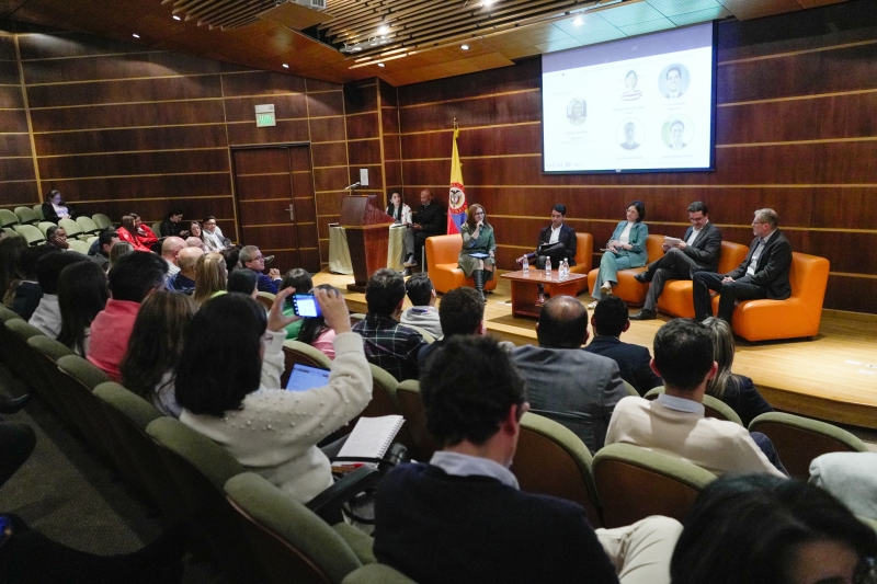 Líderes del sector educativo debaten sobre el futuro de la educación para el trabajo y los derechos humanos