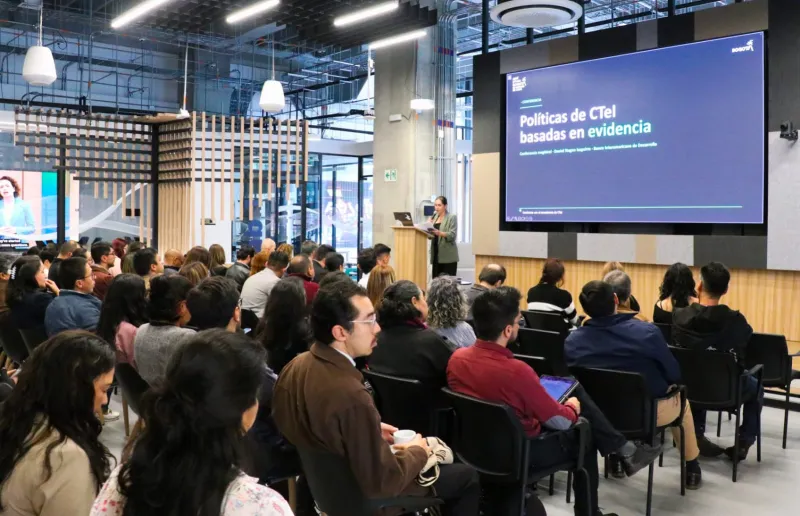Atenea inicia la Medición de Capacidades de Ciencia, Tecnología e Innovación de Bogotá 2026