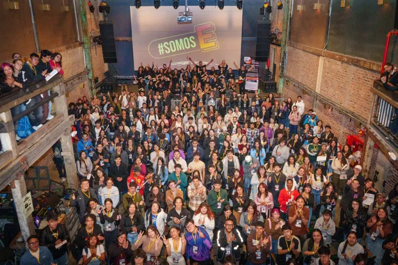Somos E: la nueva comunidad de jóvenes becados de Bogotá
