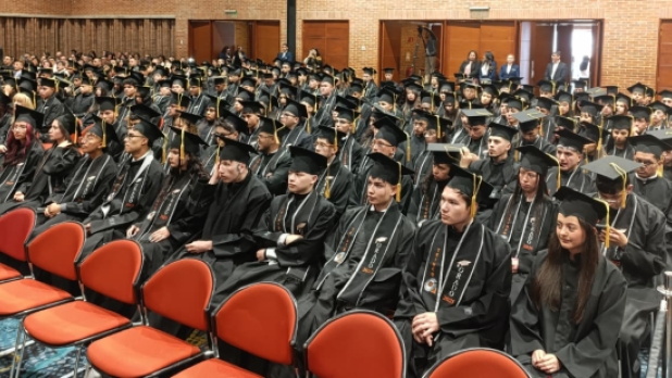 Bogotá gradúa 232 jóvenes de la estrategia “La U en Tu Colegio” (UTC), una apuesta por la inclusión y la movilidad social en Bogotá